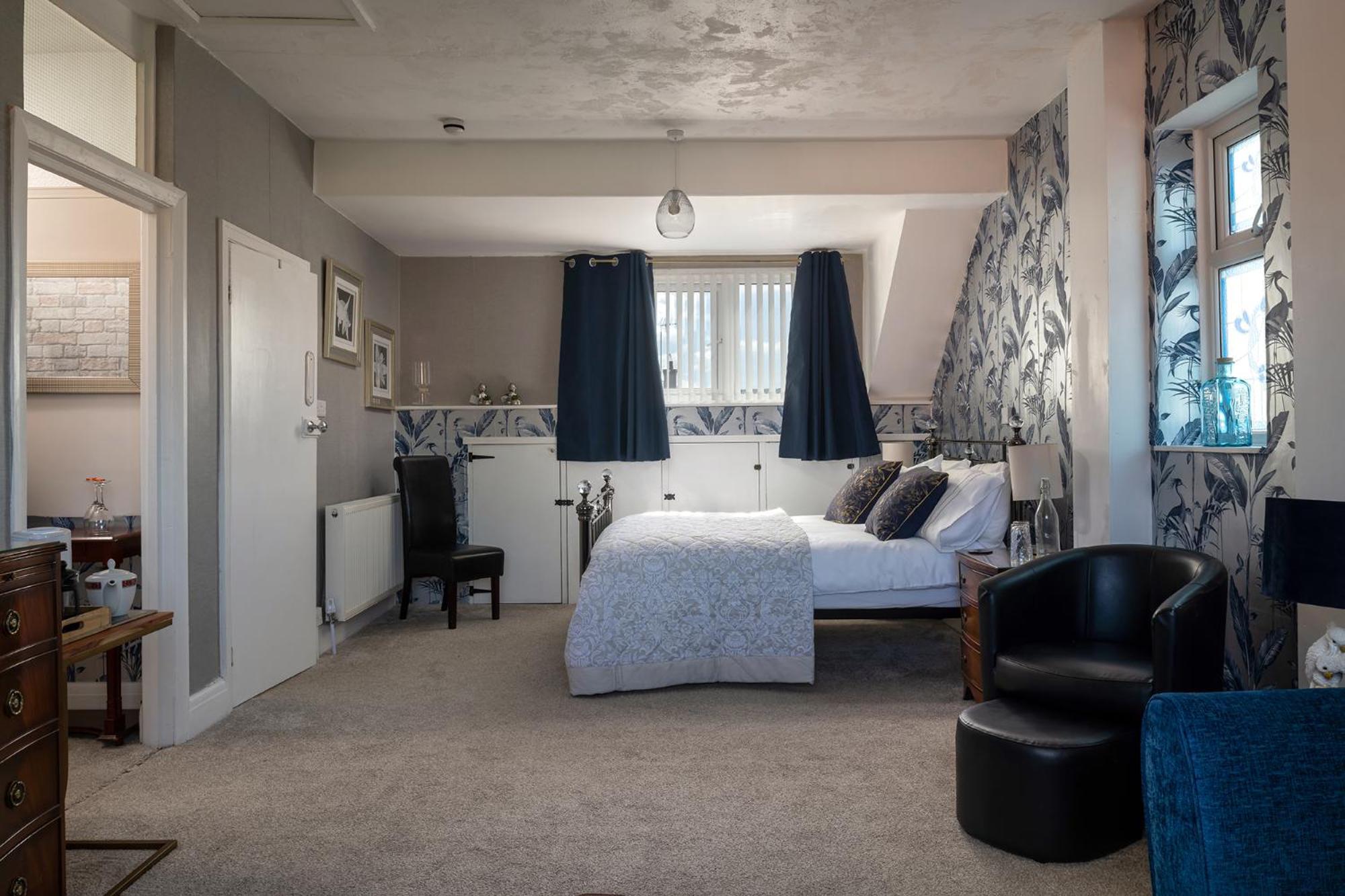Rosaire With Private Car Park Bed & Breakfast Llandudno Exterior photo