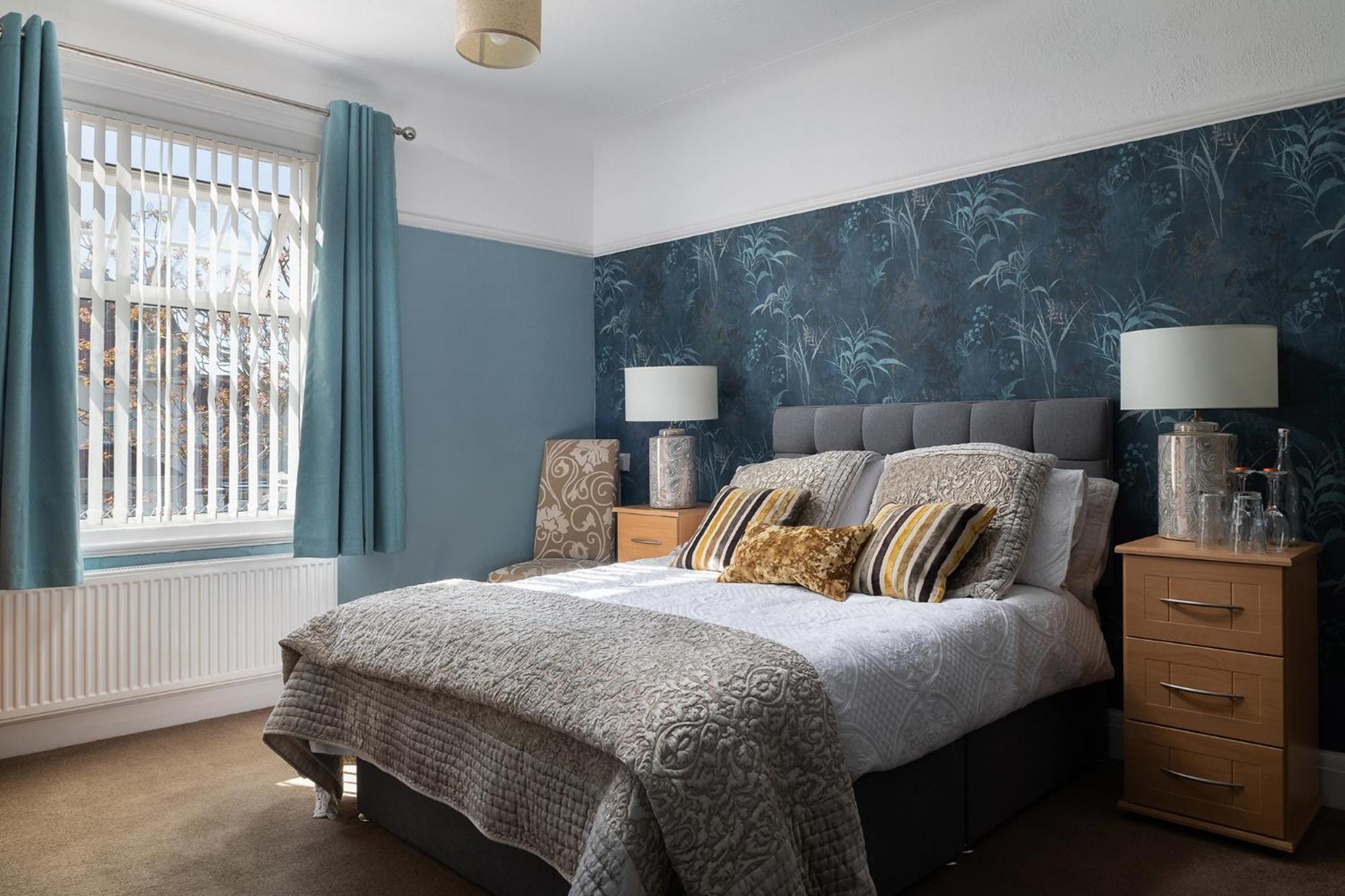 Rosaire With Private Car Park Bed & Breakfast Llandudno Exterior photo