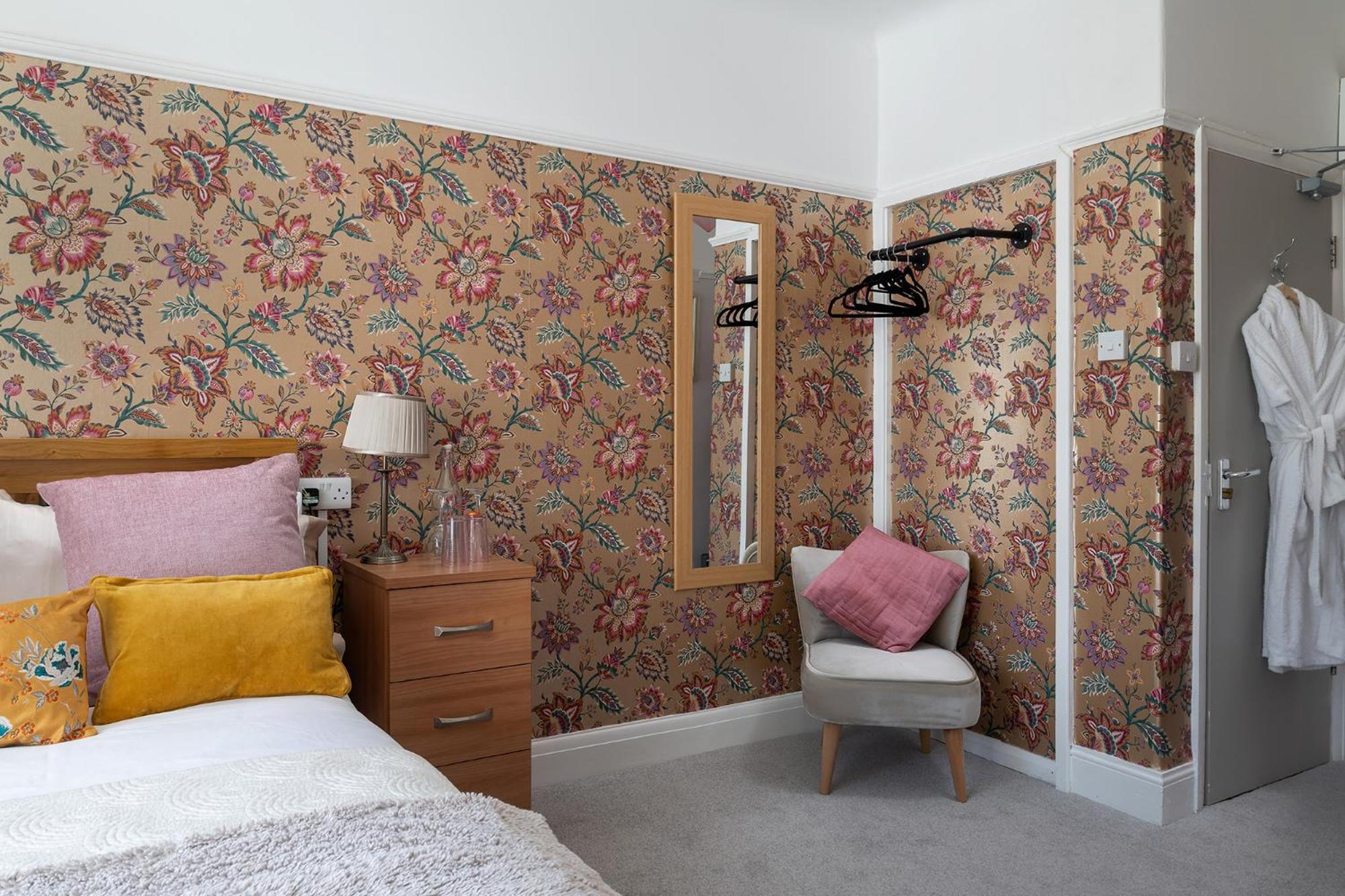 Rosaire With Private Car Park Bed & Breakfast Llandudno Exterior photo